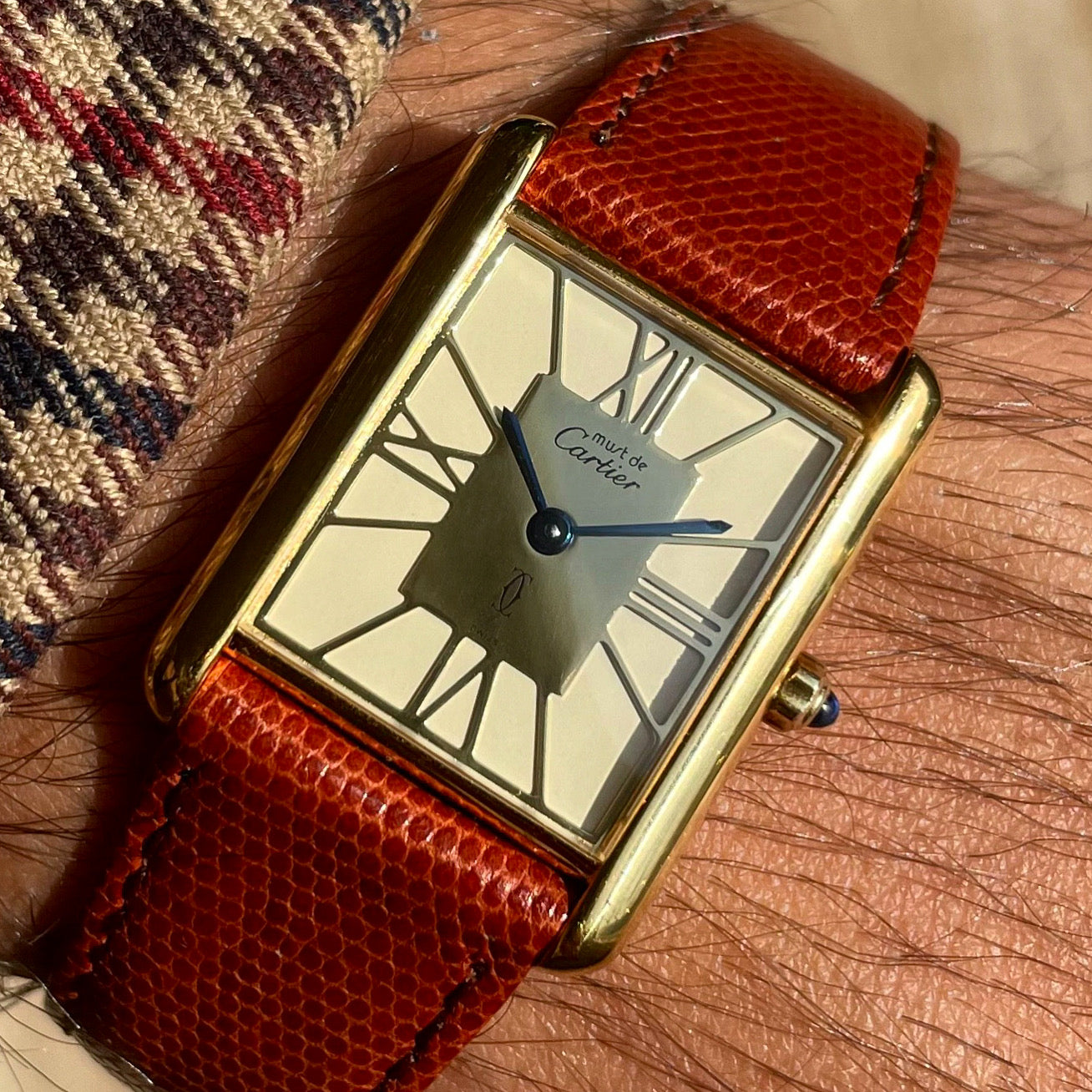 Must de Cartier Tank Mirrored Roman Numeral Dial Unisex
