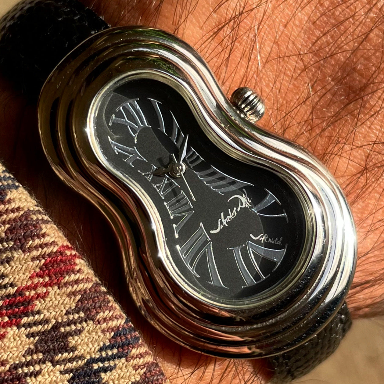 Demart Softwatch Salvador Dalí Surrealist Watch Black Dial