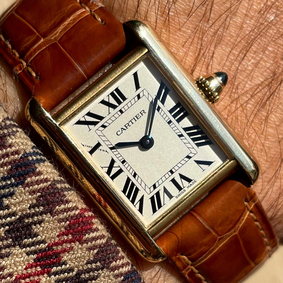 Cartier Tank Louis Unisex 18k Yellow Gold 2442 / W1529856
