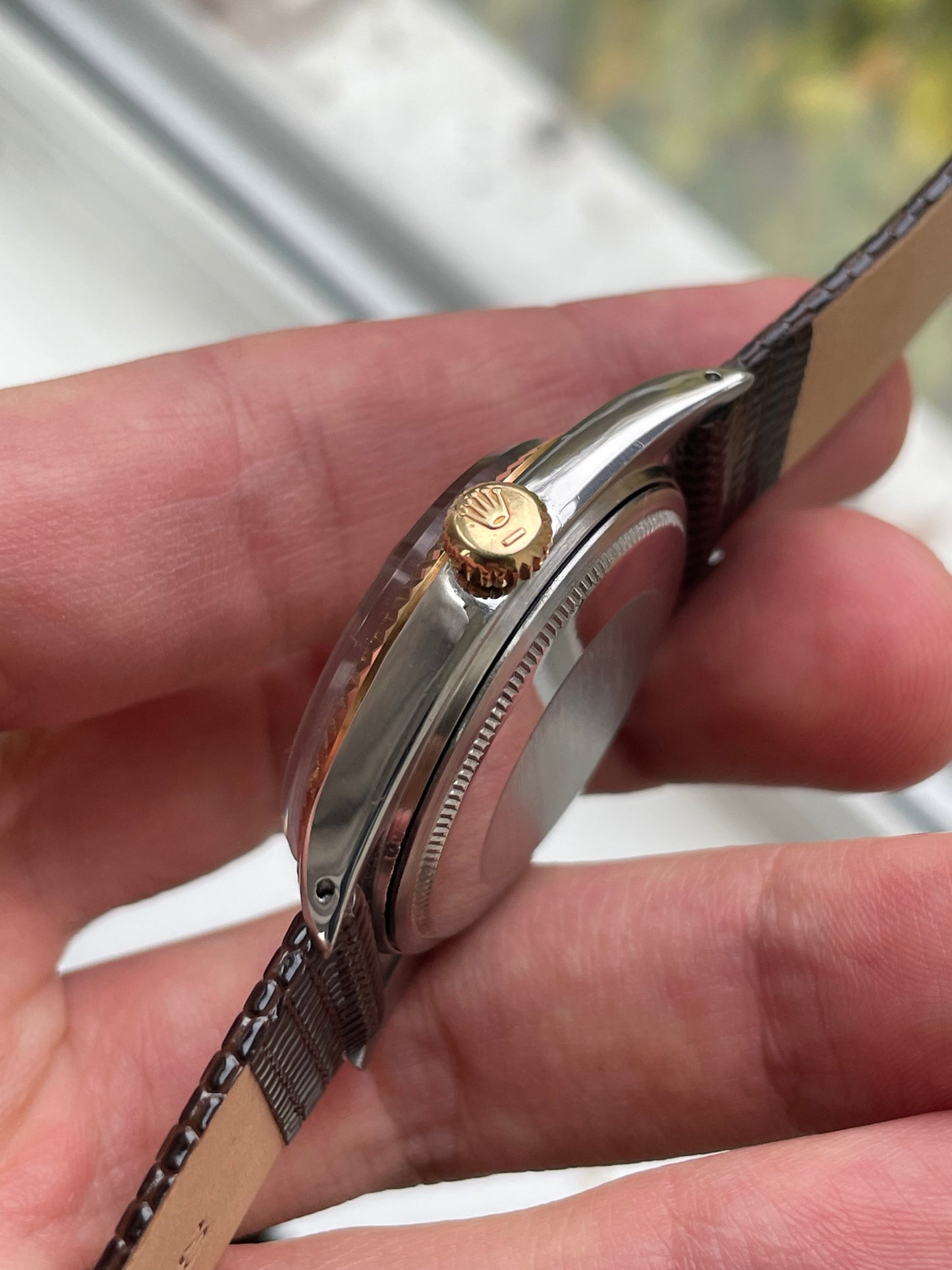 Rolex Datejust 1601 w/ Non-Lume Champagne Dial 1971