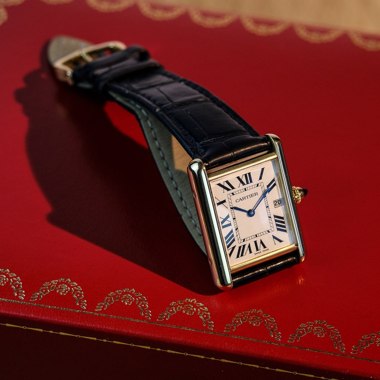 Cartier Tank Louis 18k Yellow Gold 2441 / W1529756