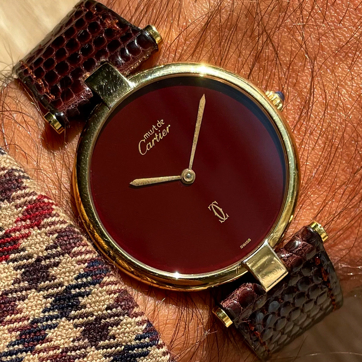 Must de Cartier Vendome 30mm Burgundy Lacquer Dial