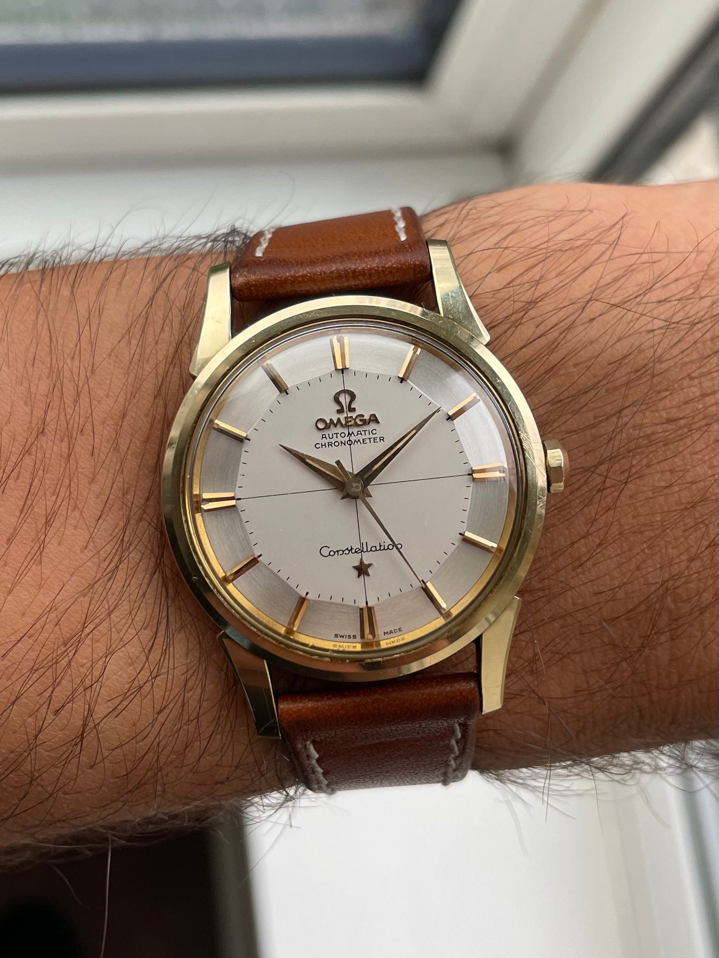 Omega Constellation Chronometer 14381 10 SC w/ Pie Pan Dial 1959