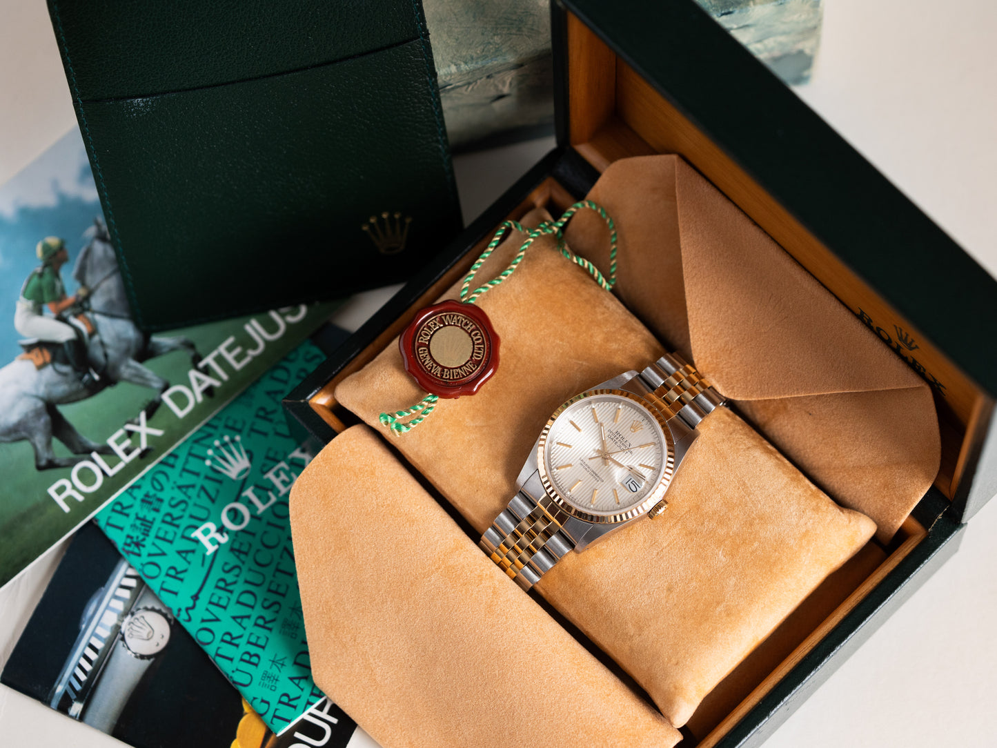 Rolex Datejust 16233 Silver Tapestry Dial 1988 Immaculate Condition w/ Original Box, Booklets & Tags