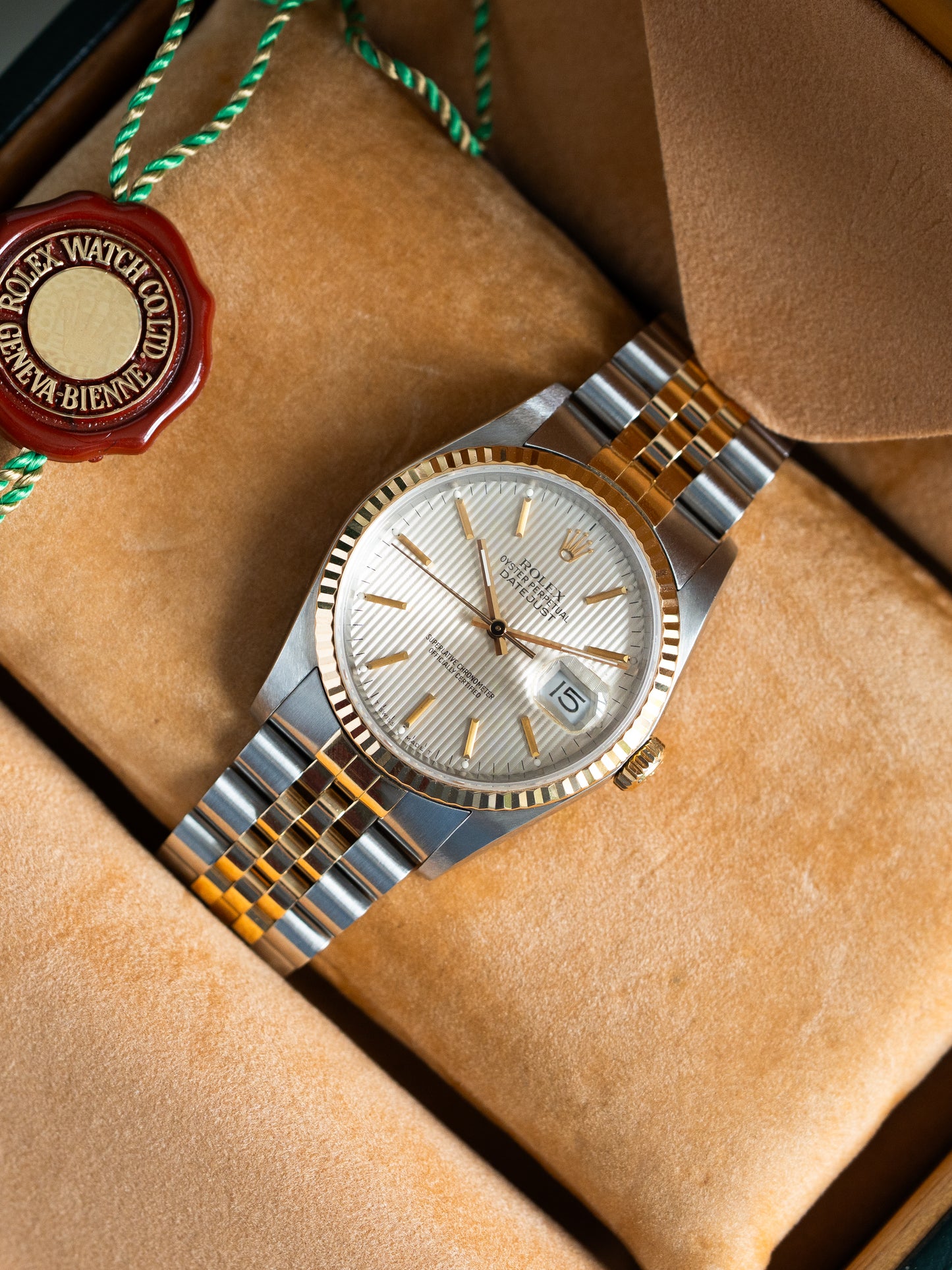 Rolex Datejust 16233 Silver Tapestry Dial 1988 Immaculate Condition w/ Original Box, Booklets & Tags