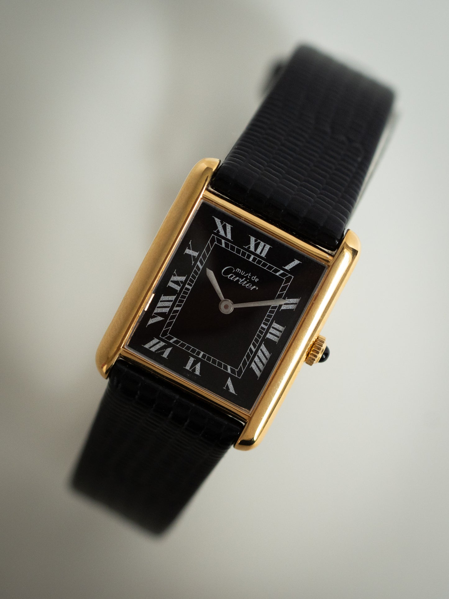 Must de Cartier Tank Mechanical Gloss Black Dial